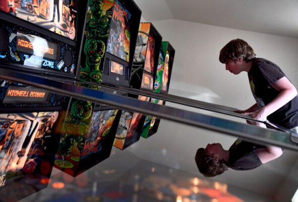 Maintaining and repairing your pinball machine view guide